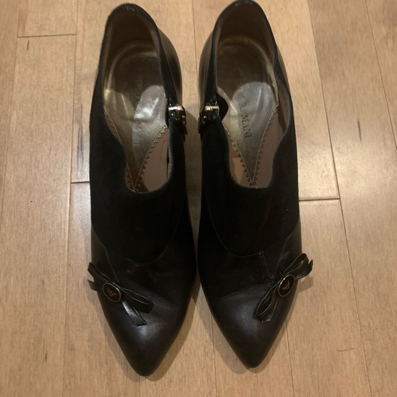 Emporio Armani black shoes - Picture 1 of 3
